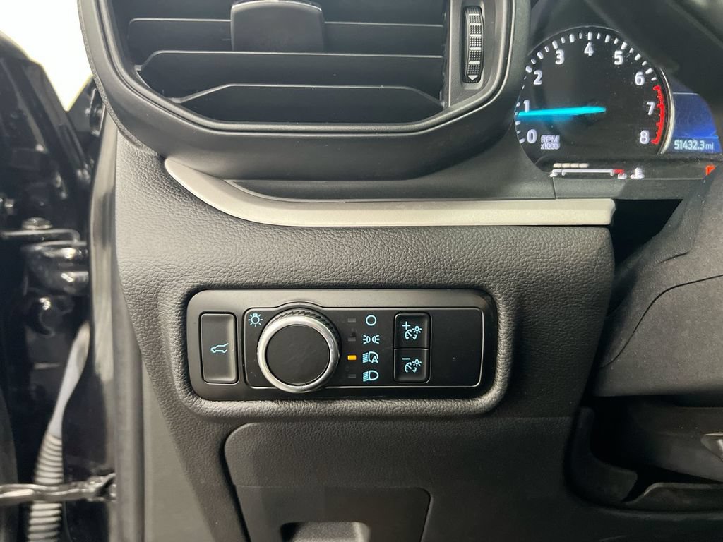 Used 2023 Ford Explorer XLT AWD/4WD image 18