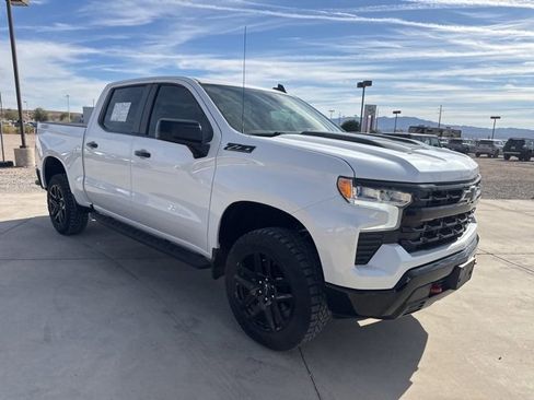 Used 2023 Chevrolet Silverado 1500 LT Trail Boss image 6