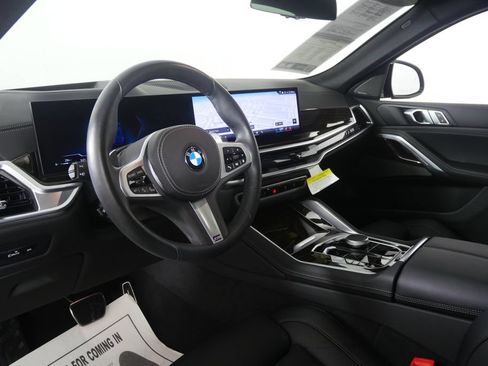 Certified 2026 BMW X6 xDrive40i AWD/4WD image 12