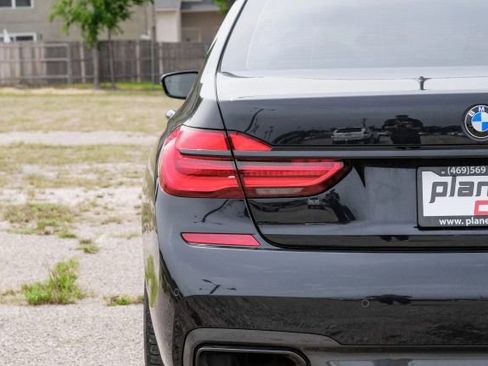 Used 2018 BMW 740i image 56