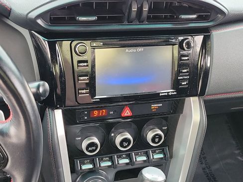 Used 2017 Subaru BRZ Limited image 9