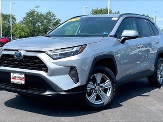 Used 2023 Toyota RAV4 LE AWD/4WD video 1