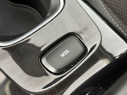 Used 2023 Buick Envision Preferred image 29