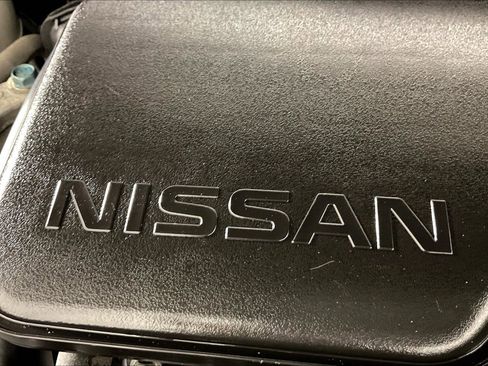 Used 2018 Nissan Rogue Sport S FWD image 29
