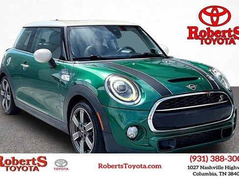 Used 2019 MINI Cooper S image 1