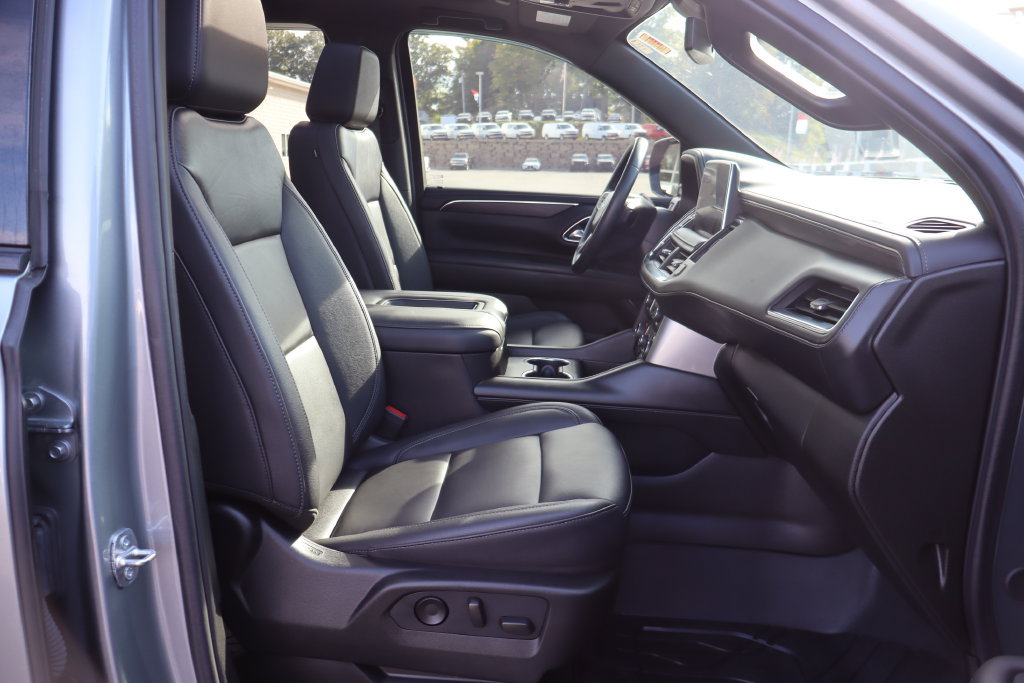 Used 2024 Chevrolet Tahoe Z71 w/ Max Trailering Package AWD/4WD image 19