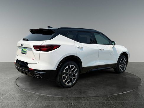 Used 2023 Chevrolet Blazer RS FWD image 8