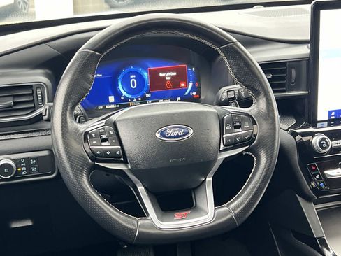Used 2022 Ford Explorer ST w/ Equipment Group 401A image 6