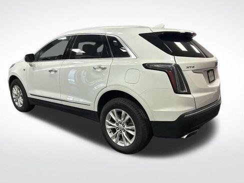 Used 2021 Cadillac XT5 Luxury FWD image 3