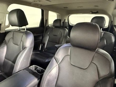 Used 2022 Kia Telluride S AWD/4WD image 28