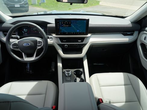 New 2026 Ford Explorer Active w/ Active Comfort Package AWD/4WD image 46