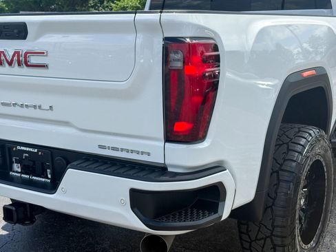 Used 2026 GMC Sierra 2500 Denali w/ Technology Package AWD/4WD image 19