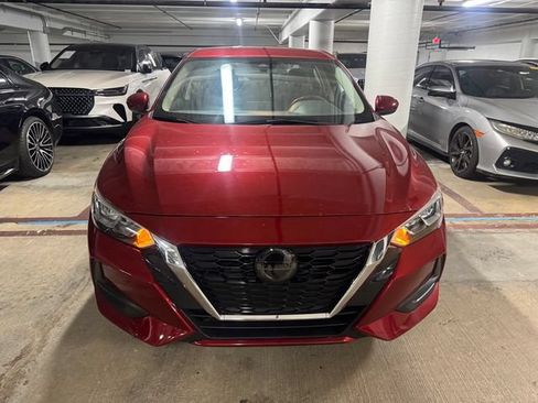 Used 2022 Nissan Sentra SV FWD image 2