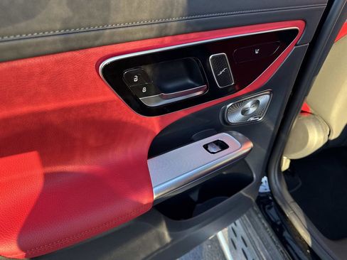 Certified 2025 Mercedes-Benz GLC 300 GLC 300 image 11