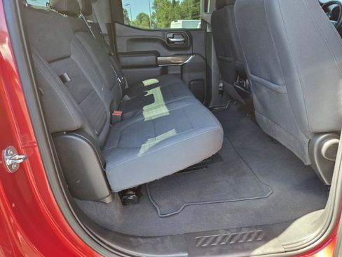 Used 2021 Chevrolet Silverado 1500 LT Trail Boss AWD/4WD image 18