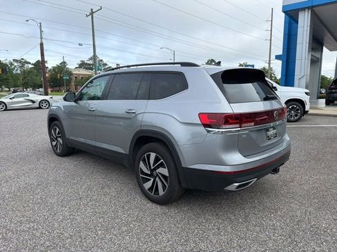 Used 2025 Volkswagen Atlas SE AWD/4WD image 7