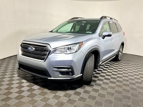 Used 2022 Subaru Ascent Limited AWD/4WD image 2