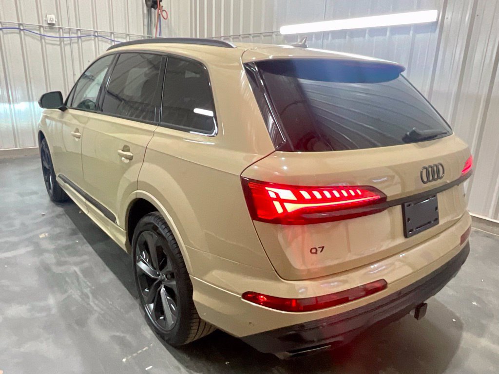 Used 2025 Audi Q7 3.0T Premium Plus AWD/4WD image 24