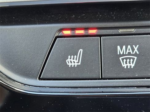 Used 2024 BMW Z4 M40i w/ Premium Package image 23