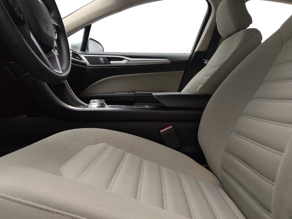 Used 2018 Ford Fusion S FWD image 17