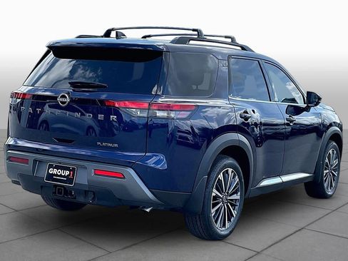 Used 2026 Nissan Pathfinder Platinum FWD image 13