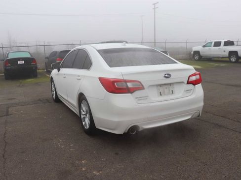 Used 2016 Subaru Legacy 2.5i Premium image 7