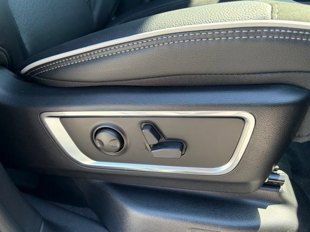 New 2026 RAM 1500 Laramie w/ Night Edition AWD/4WD image 30