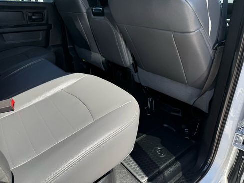 Used 2018 RAM 2500 Tradesman w/ Chrome Appearance Group AWD/4WD image 21
