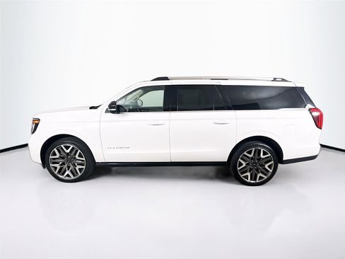 Used 2025 Ford Expedition Max Platinum w/ Platinum Ultimate Package AWD/4WD image 25