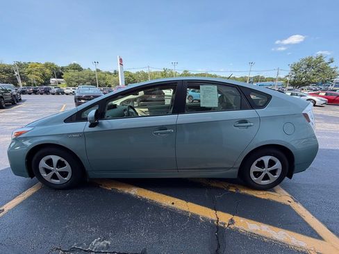 Used 2014 Toyota Prius Four FWD image 8