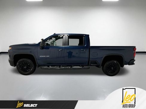 Used 2022 Chevrolet Silverado 2500 LT w/ Convenience Package AWD/4WD image 10