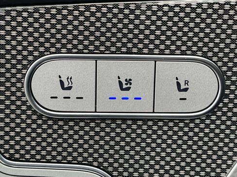 Used 2022 Mercedes-Benz GLE 53 AMG 4MATIC image 23