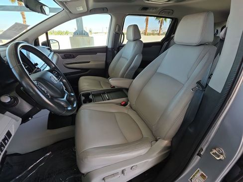 Used 2018 Honda Odyssey Touring image 20