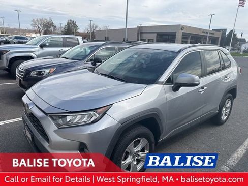 Used 2020 Toyota RAV4 XLE AWD/4WD image 1