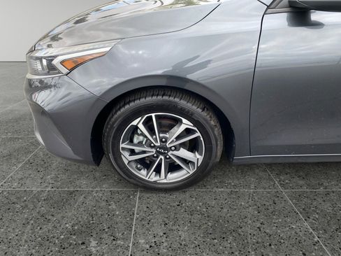 Used 2022 Kia Forte LXS FWD image 14
