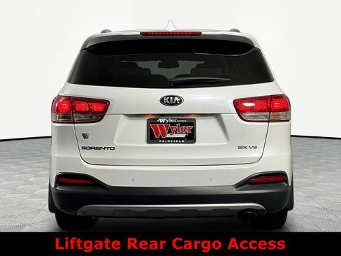 Used 2017 Kia Sorento EX AWD/4WD image 5