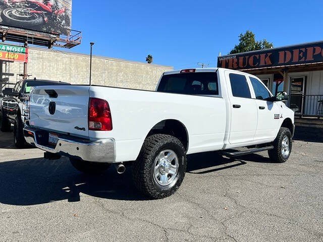 Used 2016 RAM 3500 Tradesman w/ Chrome Appearance Group AWD/4WD image 8