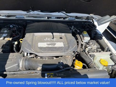 Used 2018 Jeep Wrangler Unlimited Rubicon AWD/4WD image 29