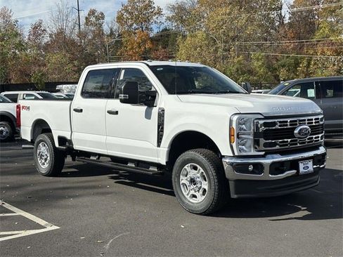 New 2026 Ford F250 XLT w/ FX4 Off-Road Package image 1