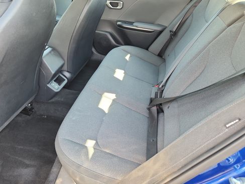 Used 2025 Kia K4 FWD image 11