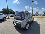 Used 2014 Kia Soul + image 5