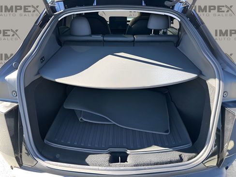 Used 2026 Tesla Model Y 2WD image 30