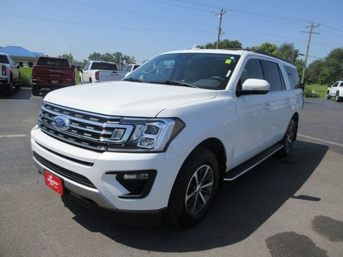 Used 2020 Ford Expedition Max XLT w/ Equipment Group 202A AWD/4WD image 11