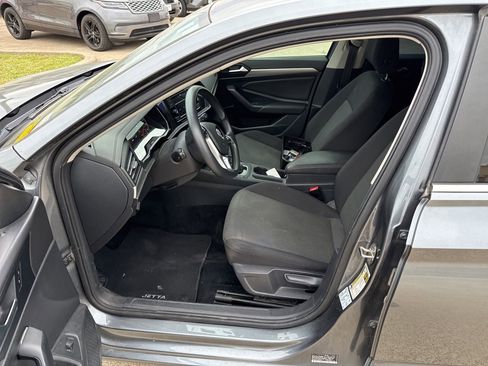Used 2020 Volkswagen Jetta S w/ Driver Assistance Package image 19