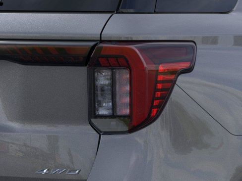 New 2026 Ford Explorer Active AWD/4WD image 24