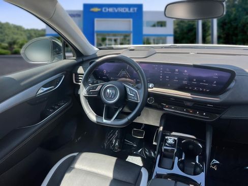 Certified 2025 Buick Envision Sport Touring AWD/4WD image 34