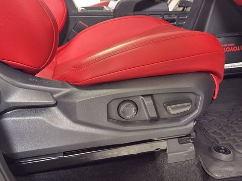 Used 2025 Toyota Tacoma TRD Pro image 20