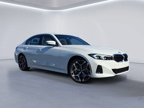 New 2026 BMW 330i xDrive Sedan w/ Premium Package image 2