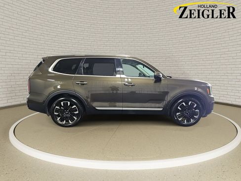 Used 2023 Kia Telluride SX AWD/4WD image 4