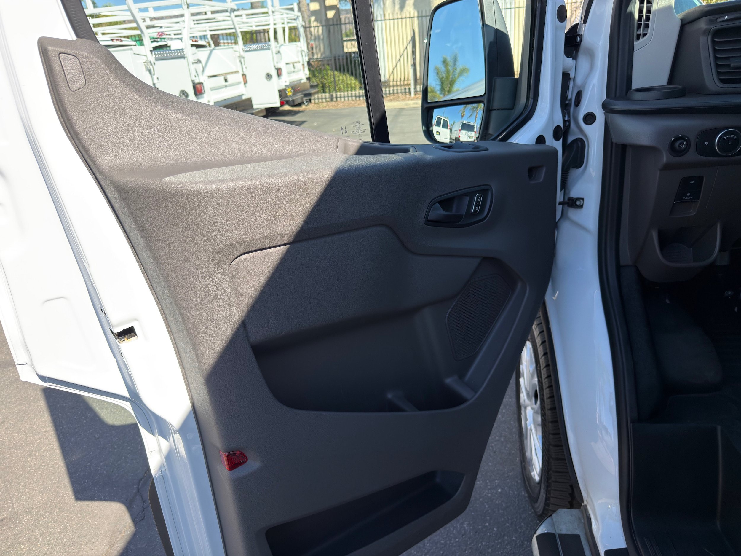 Used 2025 Ford Transit 250 Low Roof w/ Exterior Upgrade Package RWD image 22